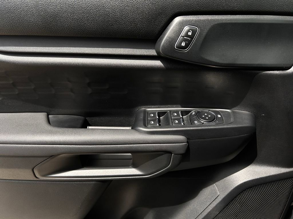 Used 2025 Ford Ranger XL image 23