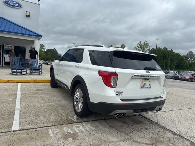 Used 2023 Ford Explorer King Ranch w/ Technology Package AWD/4WD image 12