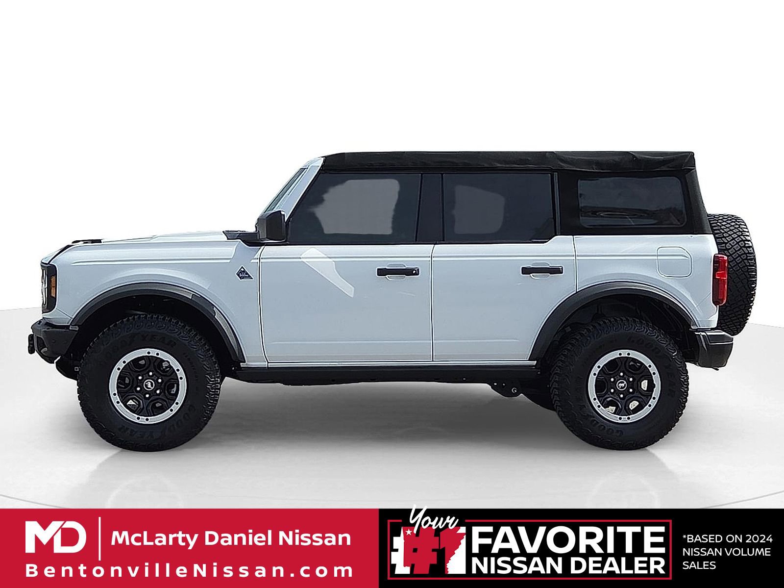 Used 2022 Ford Bronco Black Diamond w/ Sasquatch Package AWD/4WD image 3