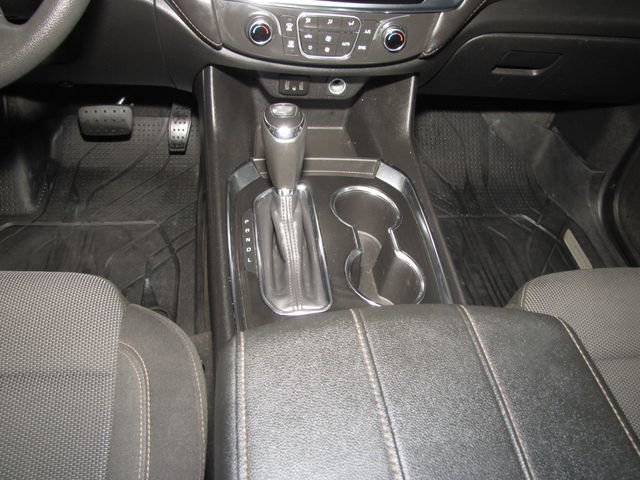 Used 2020 Chevrolet Traverse LS w/ LPO, Black Accent Package FWD image 15