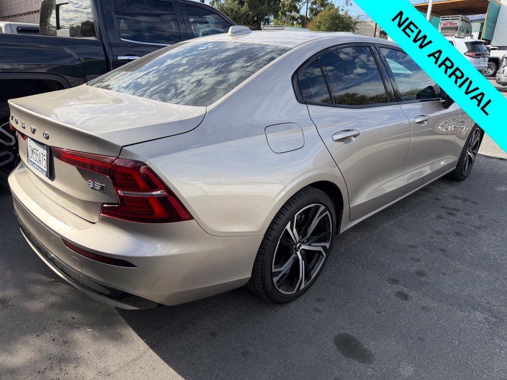Used 2024 Volvo S60 B5 Core AWD/4WD image 3