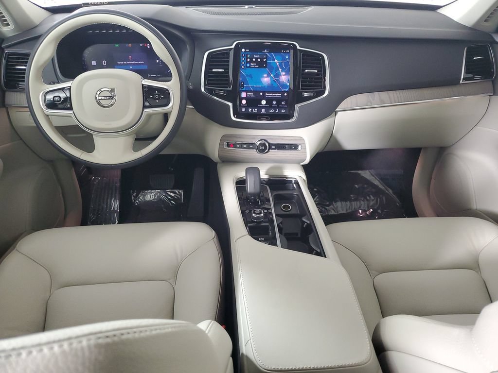 Certified 2025 Volvo XC90 B5 Plus w/ Protection Package AWD/4WD image 16