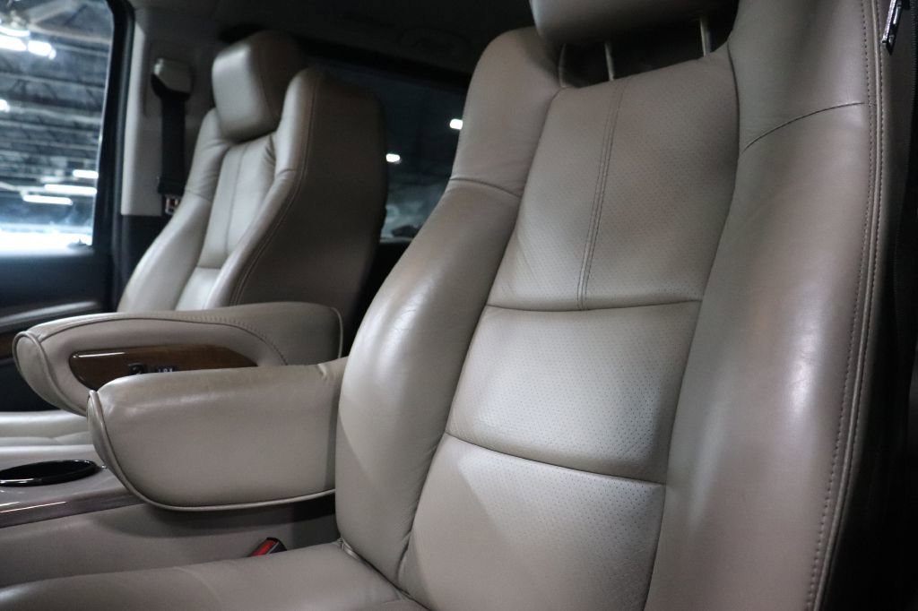 Used 2018 Mercedes-Benz Metris Passenger image 11