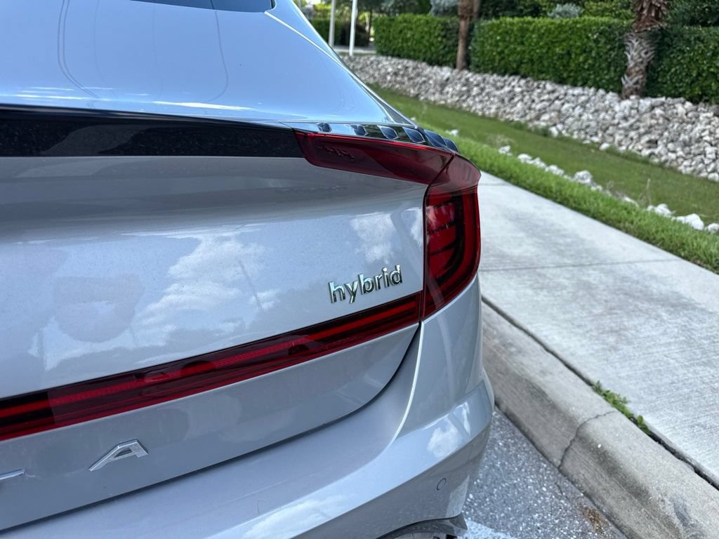 Used 2023 Hyundai Sonata Limited FWD image 34