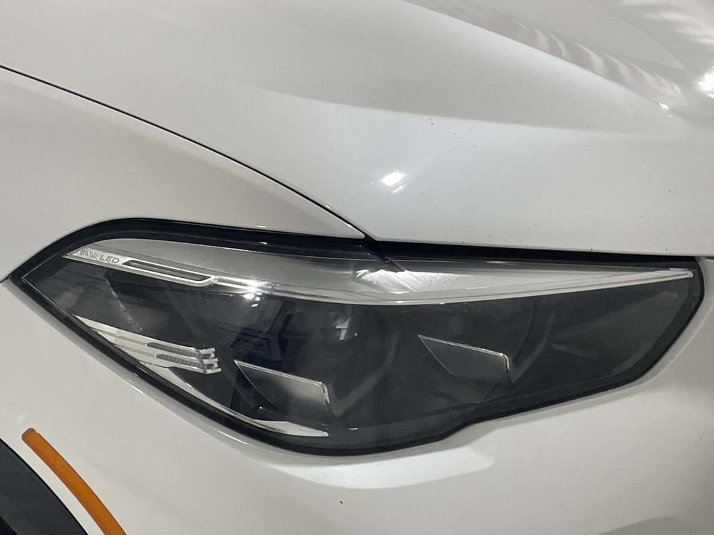 Used 2020 BMW X5 xDrive40i w/ Premium Package AWD/4WD image 12