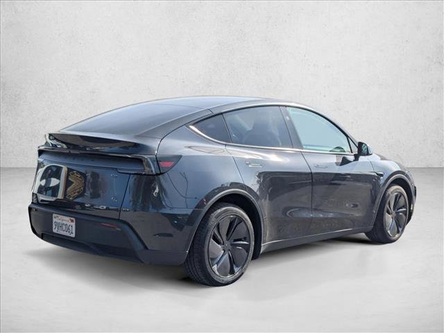 Used 2026 Tesla Model Y Premium image 5