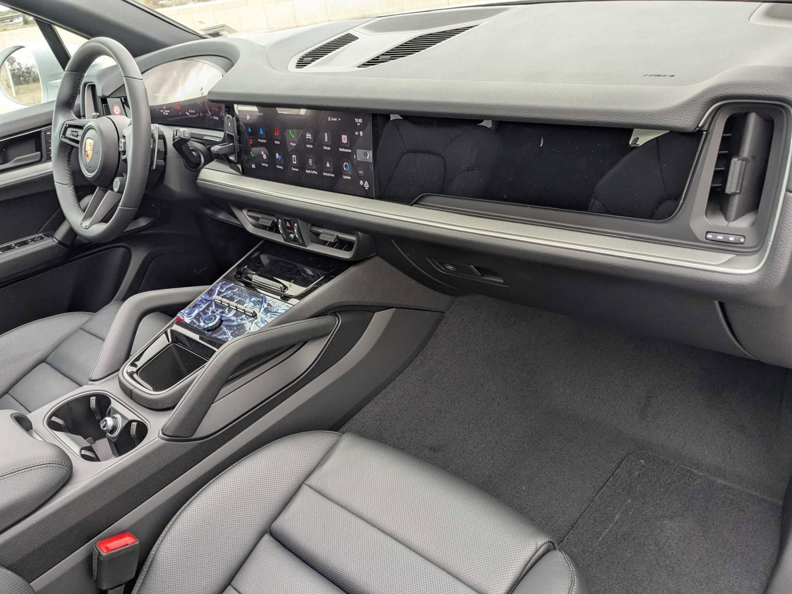 New 2025 Porsche Cayenne image 24