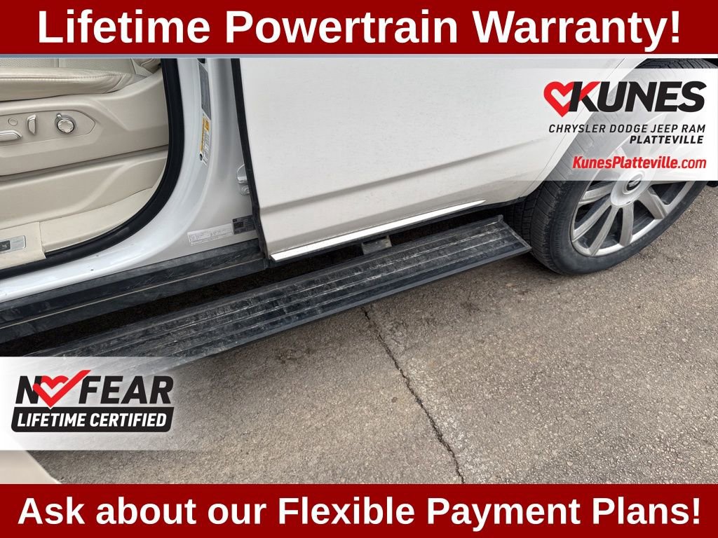 Used 2023 Cadillac Escalade Premium Luxury Platinum image 13