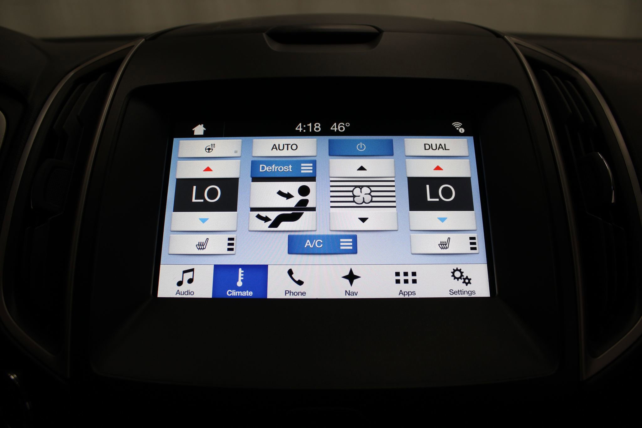 Used 2018 Ford Edge SEL w/ Equipment Group 201A image 38