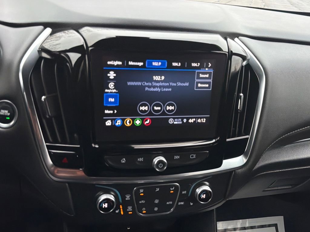 Used 2023 Chevrolet Traverse LT image 19