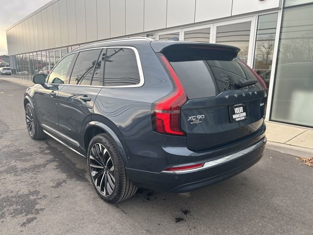 Certified 2025 Volvo XC90 B6 Plus image 3