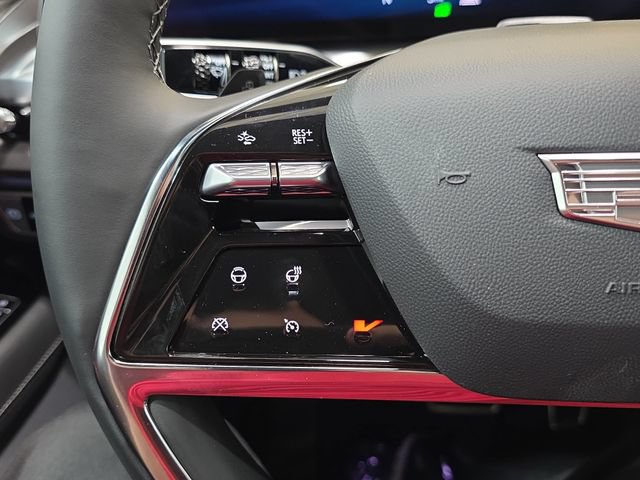 New 2027 Cadillac Vistiq Luxury w/ LPO, Floor Liner Package AWD/4WD image 13