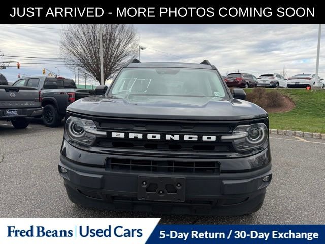 Used 2021 Ford Bronco Sport Outer Banks w/ Outer Banks Package (96D) image 2