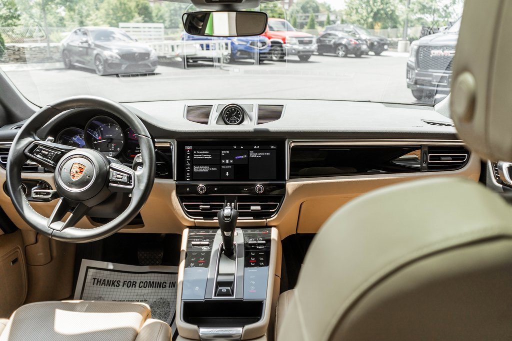Used 2022 Porsche Macan image 7