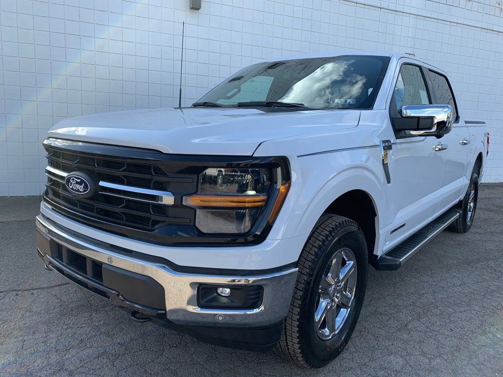 New 2025 Ford F150 XLT w/ Equipment Group 302A MID