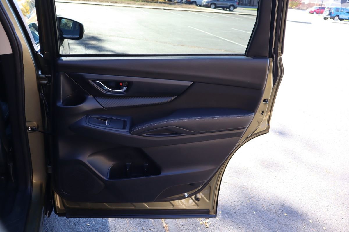 Used 2023 Subaru Ascent Premium w/ Convenience Package image 27