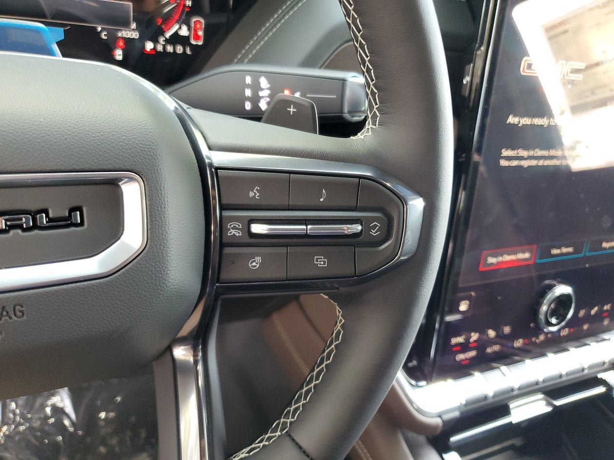 New 2026 GMC Yukon XL Denali Ultimate AWD/4WD image 27