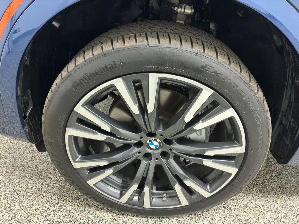Used 2019 BMW X7 xDrive50i w/ Premium Package AWD/4WD image 15