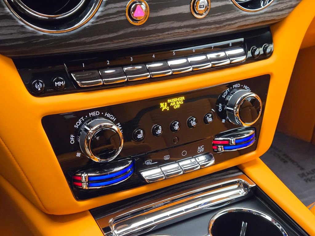 New 2025 Rolls-Royce Spectre w/ Spectre Launch Package image 34