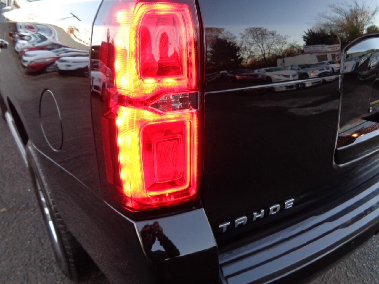Used 2019 Chevrolet Tahoe LT image 13