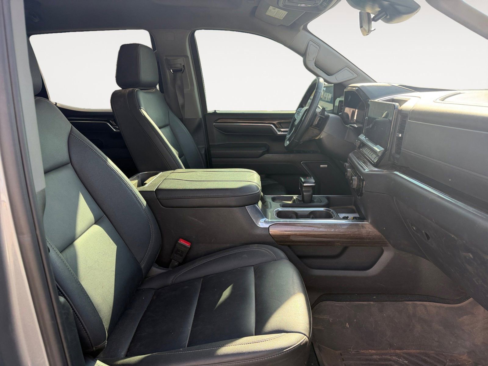 Used 2025 Chevrolet Silverado 1500 LT Trail Boss w/ Convenience Package II image 15