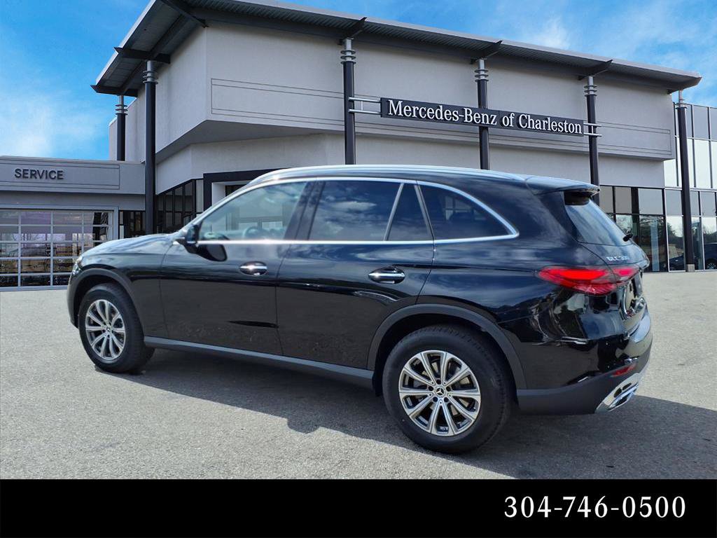 Used 2026 Mercedes-Benz GLC 300 4MATIC image 4