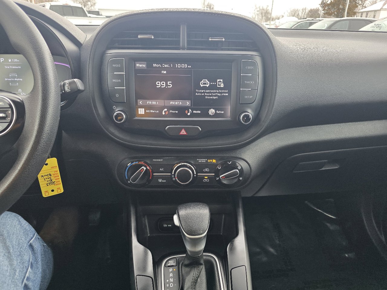 Used 2023 Kia Soul LX image 10