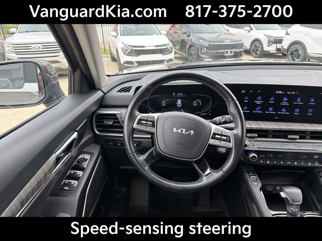 Certified 2023 Kia Telluride EX w/ EX Captain's Chair Package image 13