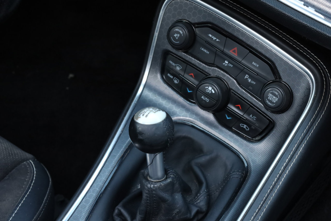 Used 2016 Dodge Challenger SRT w/ Technology Group image 45