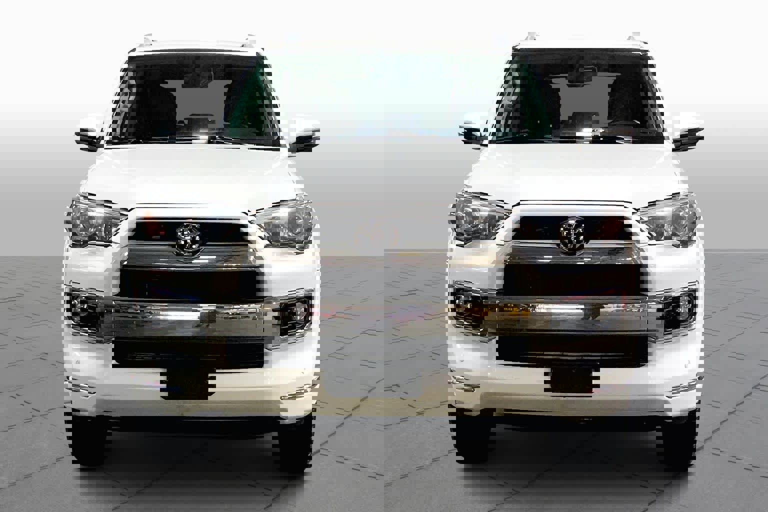 Used 2019 Toyota 4Runner Limited image 3