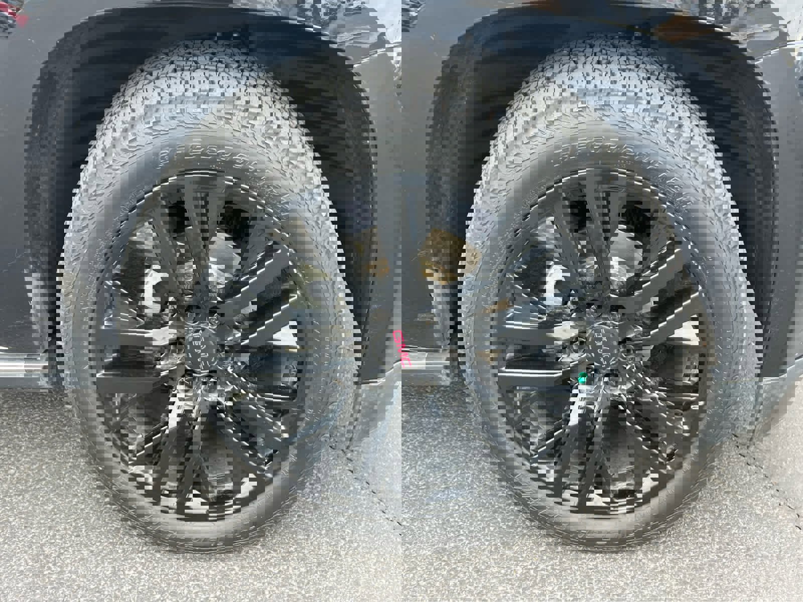 Used 2019 GMC Yukon Denali w/ Denali Ultimate Package image 16