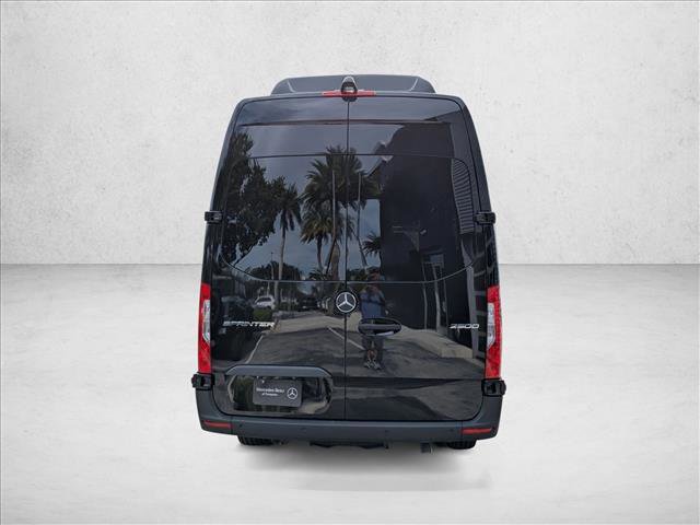 Used 2025 Mercedes-Benz Sprinter 2500 image 7