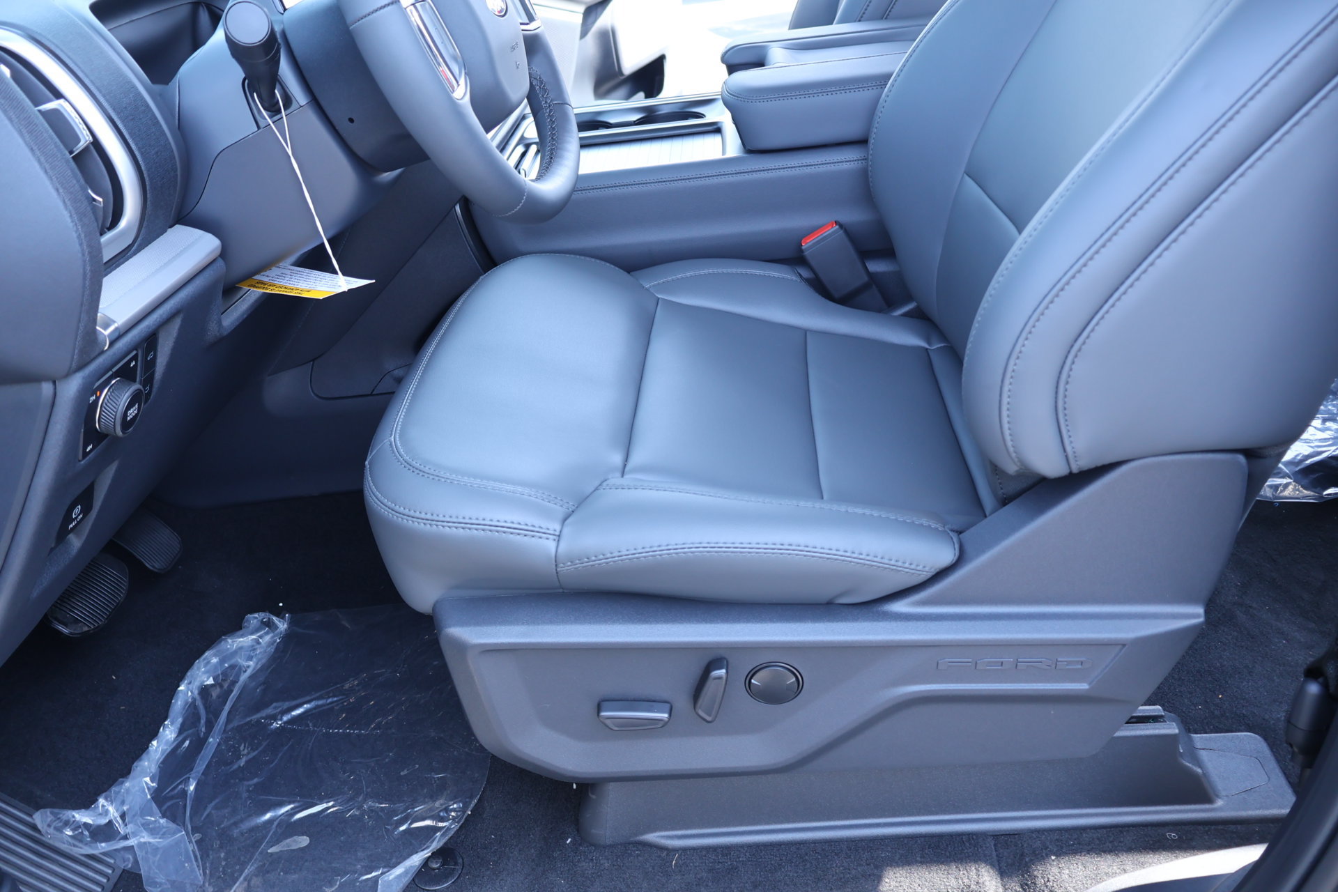 New 2027 Ford Expedition Active AWD/4WD image 12