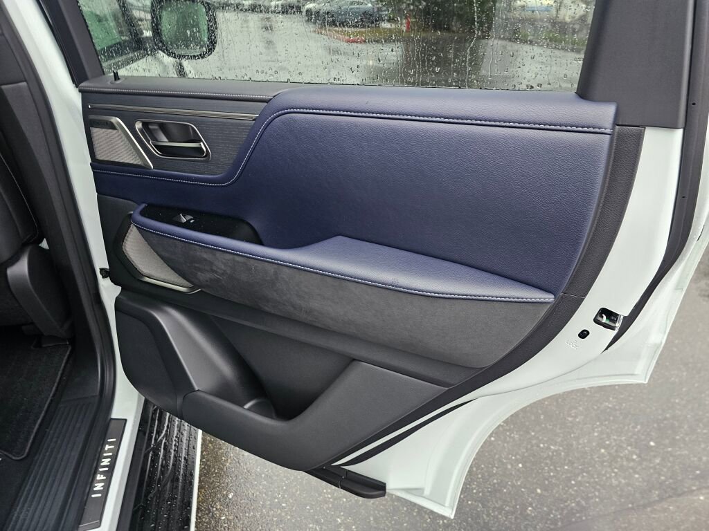 New 2026 INFINITI QX80 4WD image 14