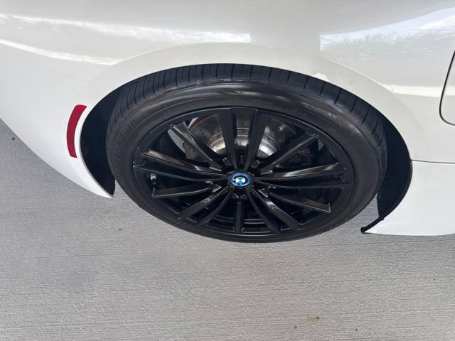 Used 2019 BMW i8 Coupe AWD/4WD image 21