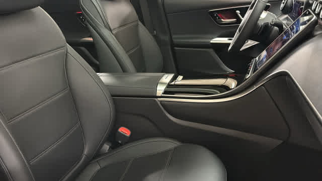 Certified 2026 Mercedes-Benz GLC 300 4MATIC image 36