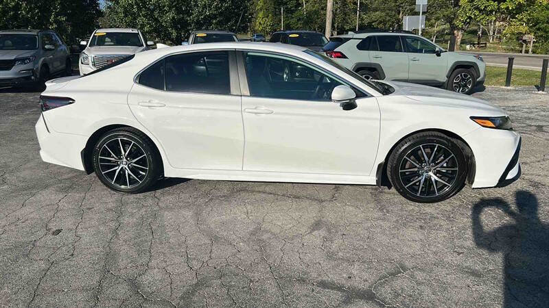 Used 2022 Toyota Camry SE