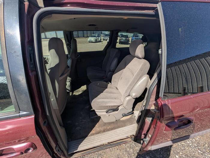 Used 2003 Dodge Grand Caravan Sport FWD image 23