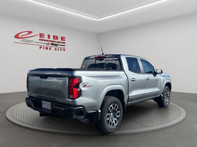 Used 2023 Chevrolet Colorado Z71 w/ Z71 Convenience Package 2 image 6