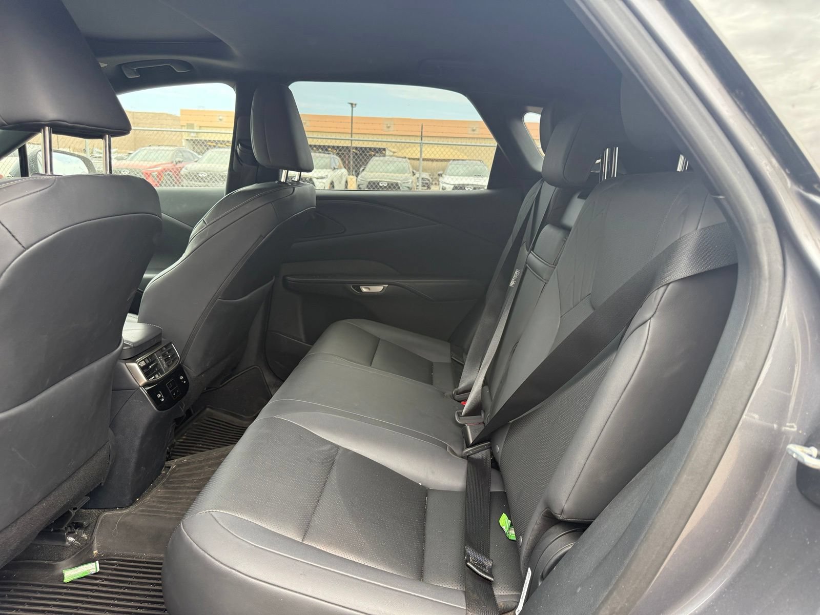 Used 2023 Lexus RX 350 Premium w/ Accessory Package AWD/4WD image 10