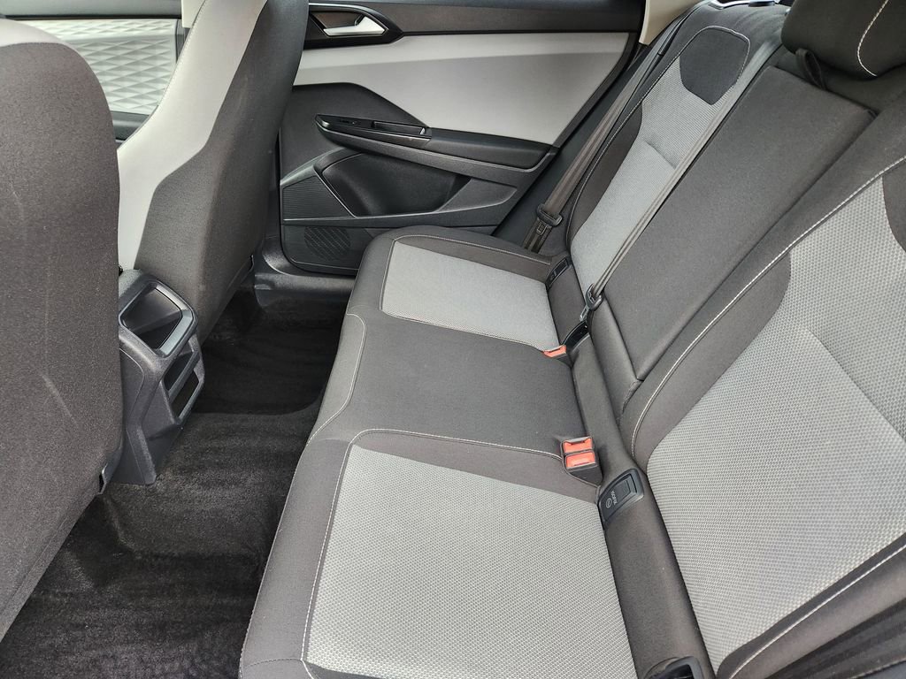 Certified 2023 Volkswagen Taos S image 11