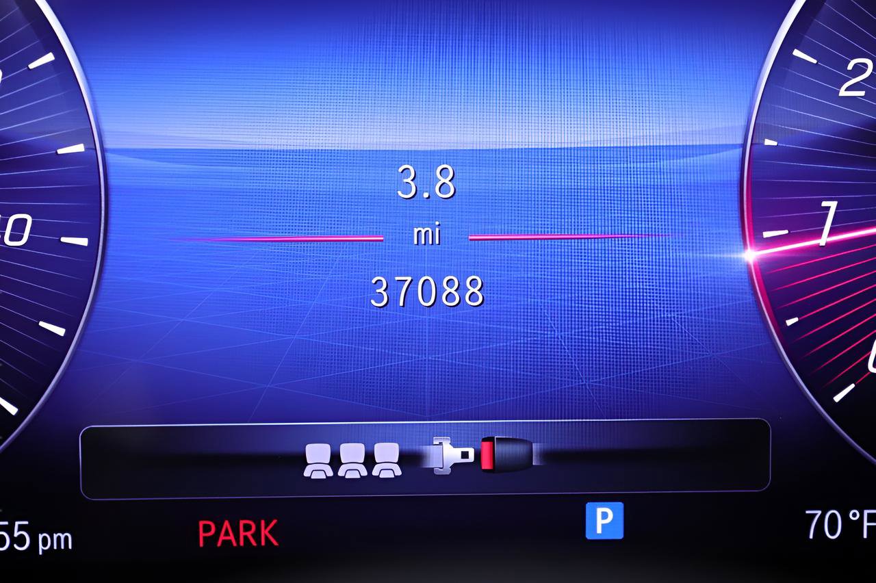 Certified 2023 Mercedes-Benz C 300 Sedan image 10