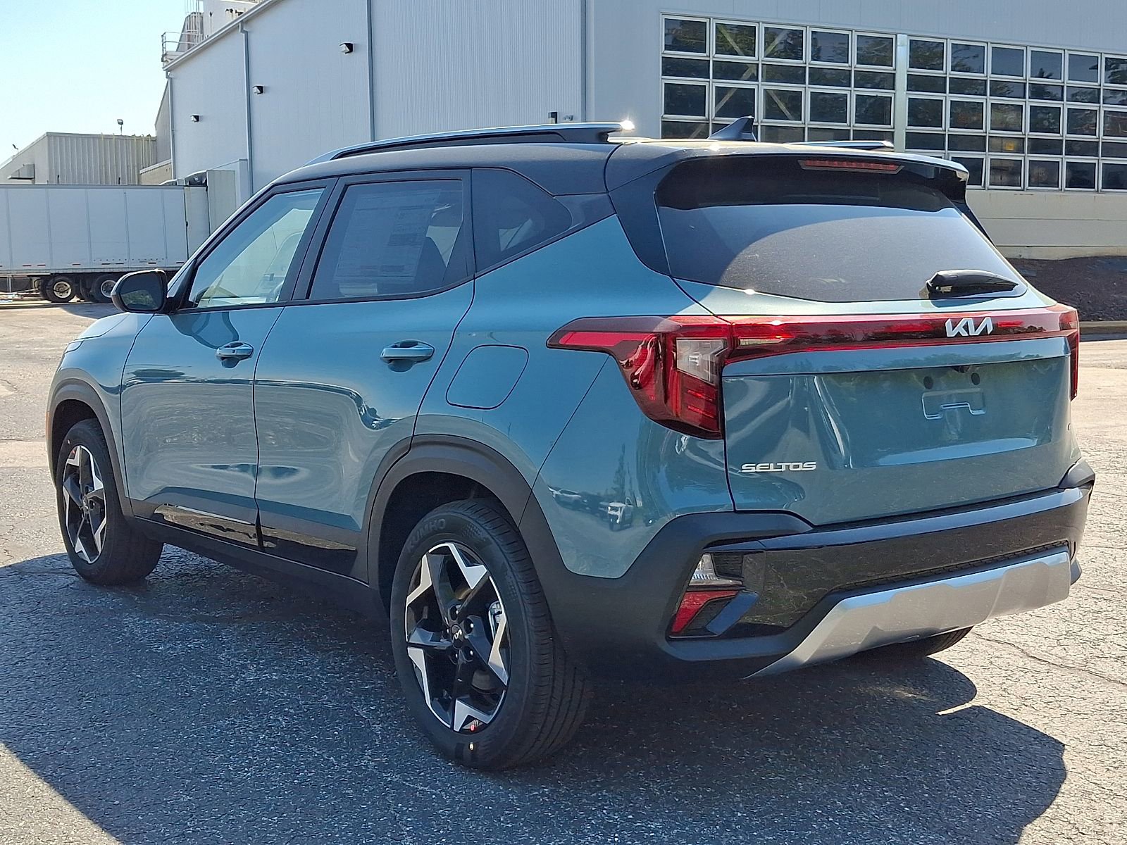 New 2026 Kia Seltos S AWD/4WD image 5