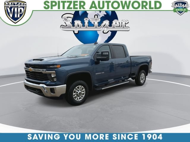 Used 2025 Chevrolet Silverado 2500 LT w/ Convenience Package AWD/4WD image 4