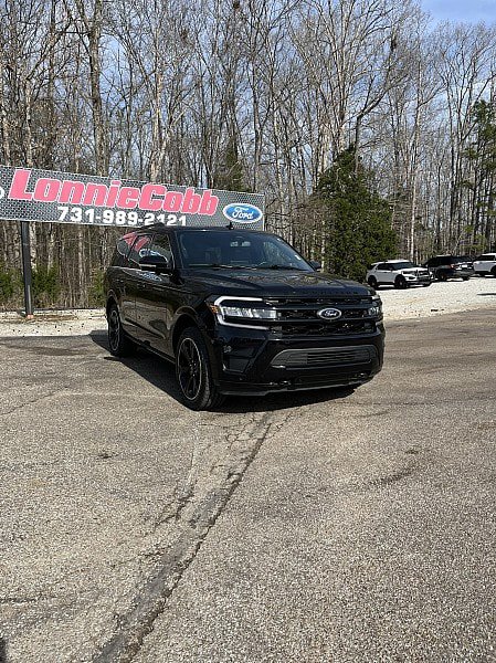 Used 2023 Ford Expedition Limited AWD/4WD image 1