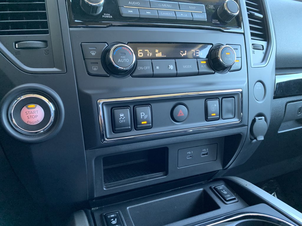 Used 2022 Nissan Titan SV w/ SV Convenience Package RWD image 26