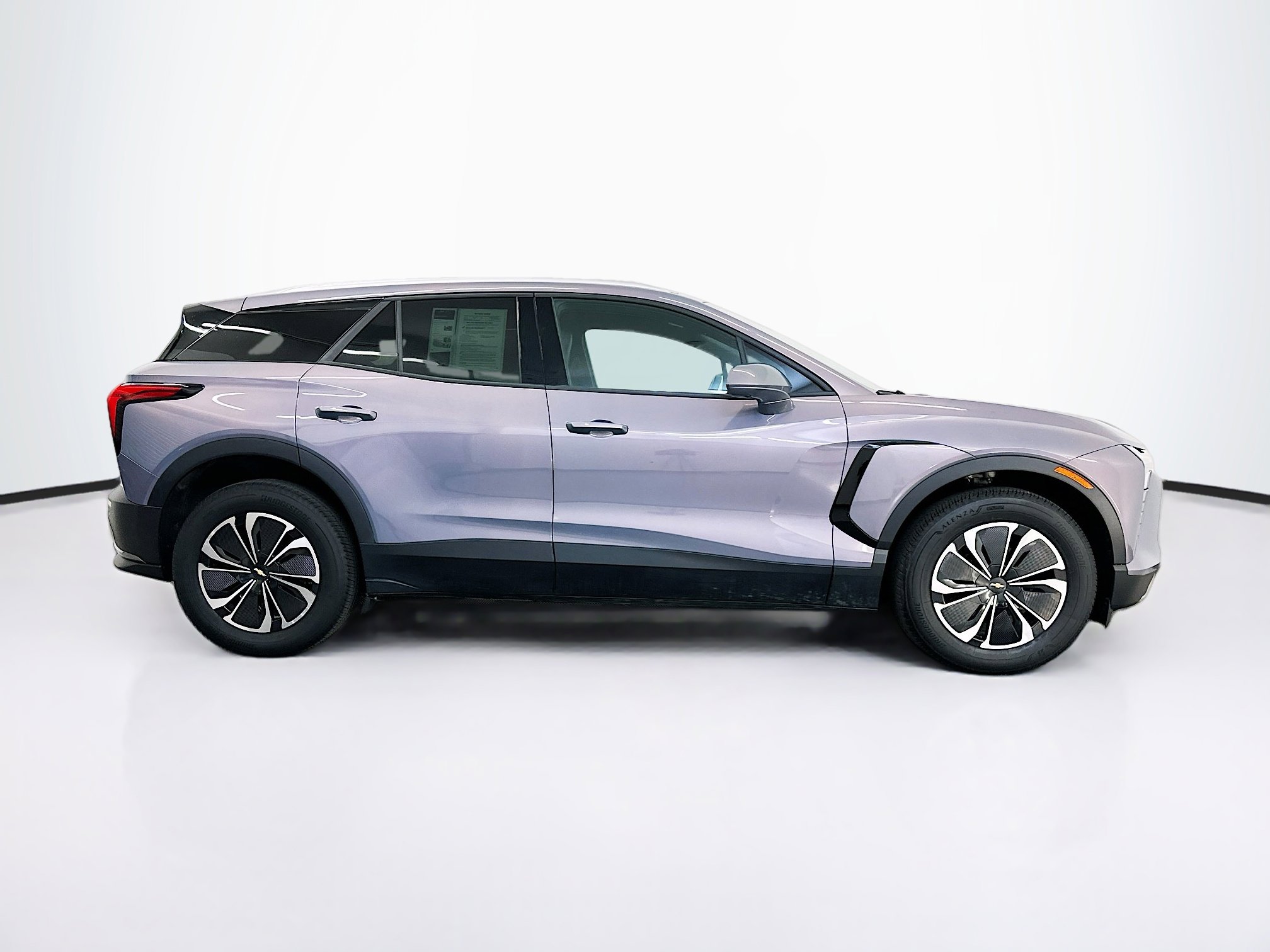 Used 2024 Chevrolet Blazer EV LT AWD/4WD image 10