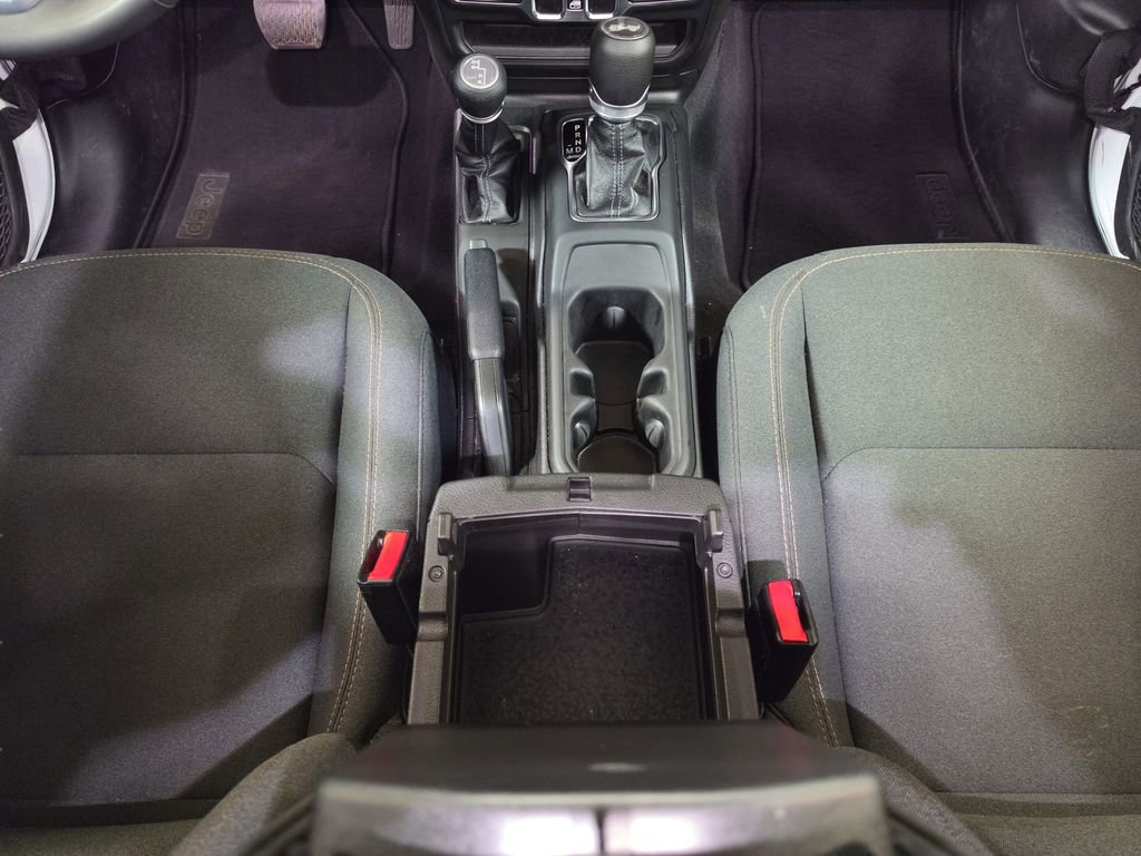 Certified 2025 Jeep Wrangler Sahara image 17