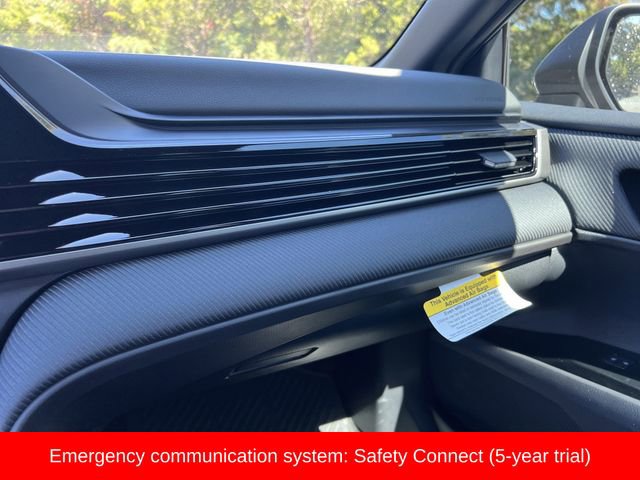 New 2026 Toyota Camry SE image 23