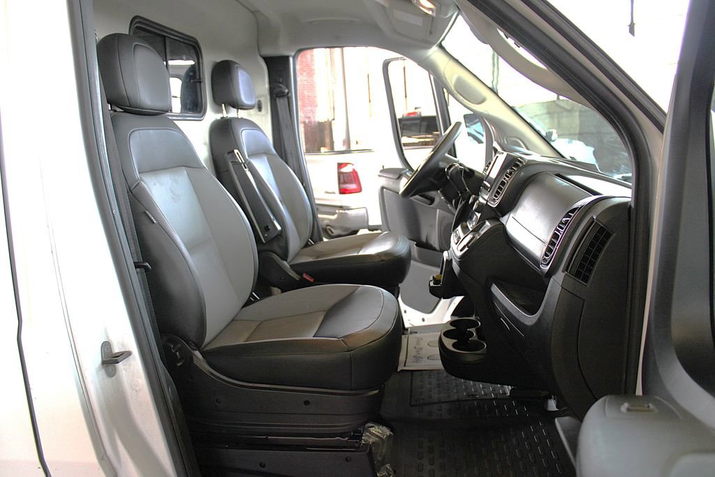 Used 2025 RAM ProMaster 2500 w/ Convenience Group FWD image 29